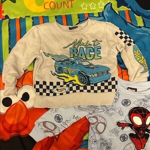 Sweatshirts hot wheels and Spiderman
